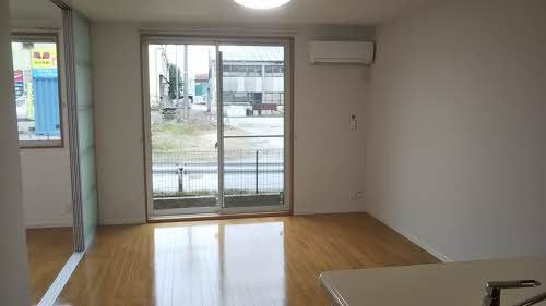 MAST COURT 神照の居間写真