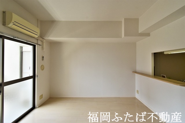 ポルトデュボヌールの居間写真