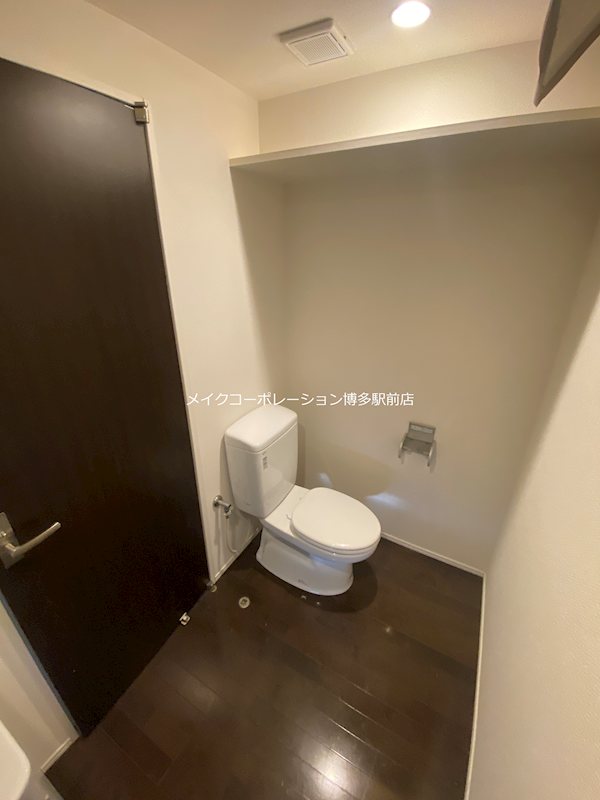 トイレ　※清掃前の写真です。