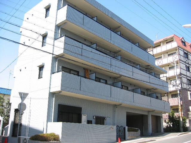 建物外観　鉄筋コンクリート造のマンションタイプ