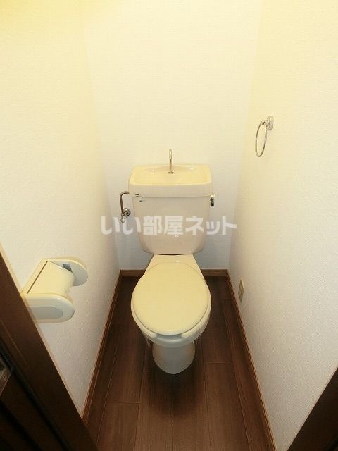 【メゾンアミアミのトイレ】