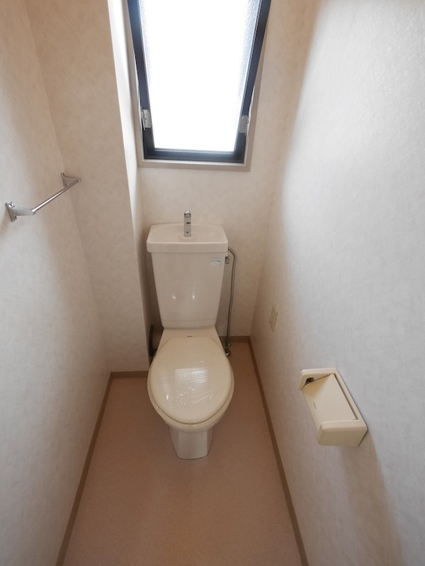 トイレ　※別部屋写真