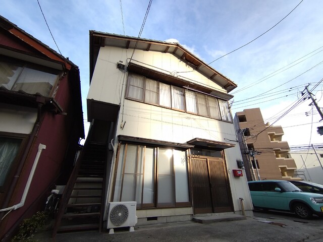 新潟県新潟市中央区万代５（アパート）の賃貸物件の外観