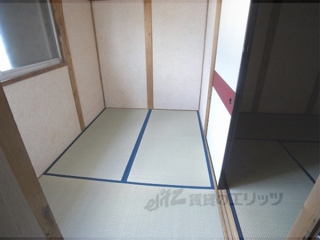 居室・リビング　２Ｆ：３帖