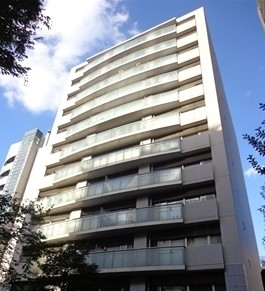 四番町プラザの建物外観