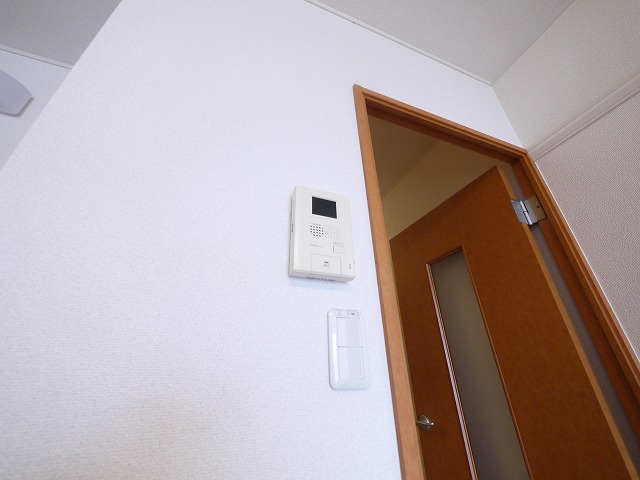 セキュリティ　モニター付きインターホンです