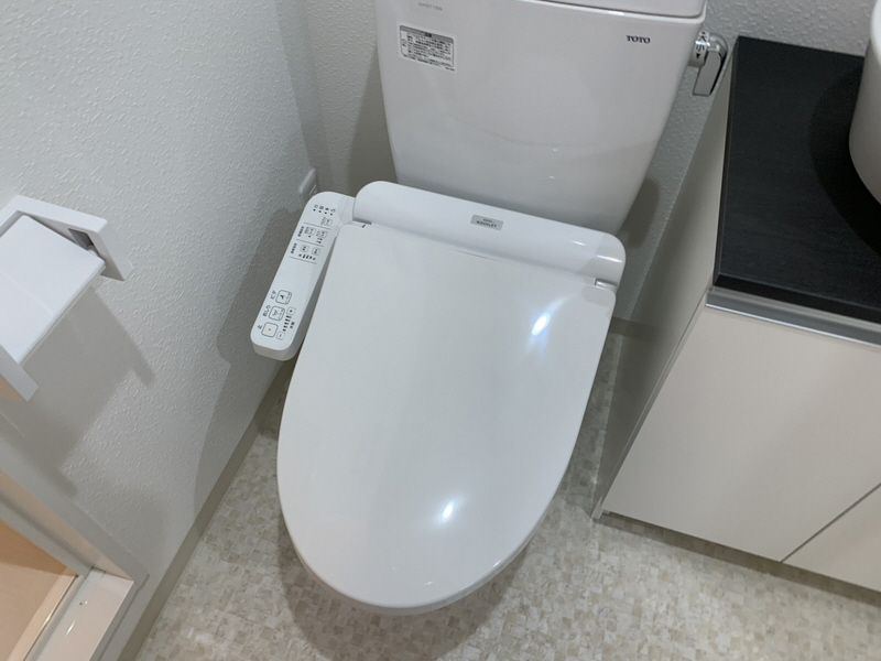 【U-ro湊川公園前のトイレ】