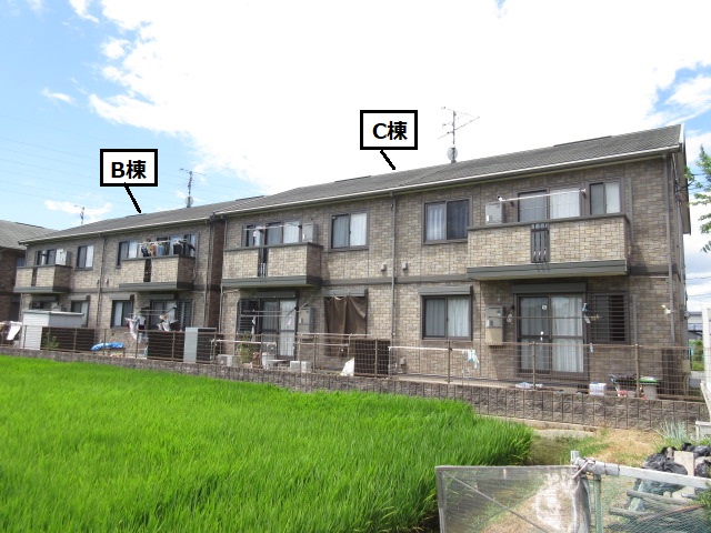 バルコニー　1階：専用庭　2階：ベランダ