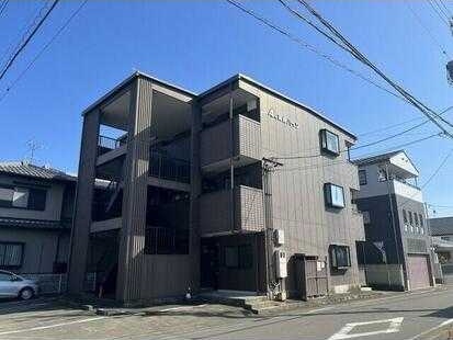 御駒ハイツの建物外観