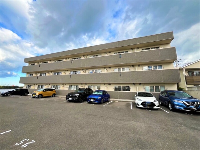 【イクエーション スペースの建物外観】