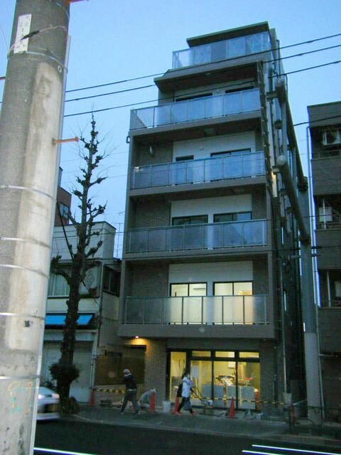 豊島区雑司が谷のマンションの建物外観