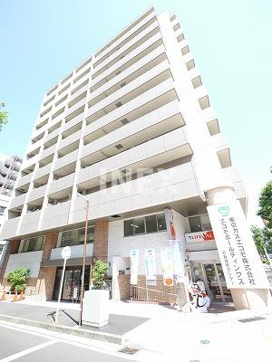 横浜市中区長者町のマンションの建物外観