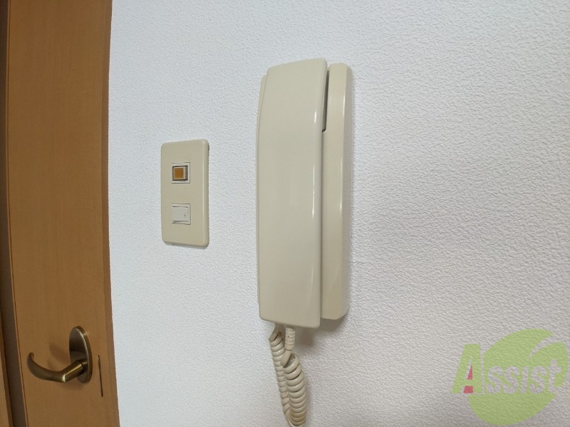 セキュリティ　来客時にはこれで受け答えが出来るので安心です。