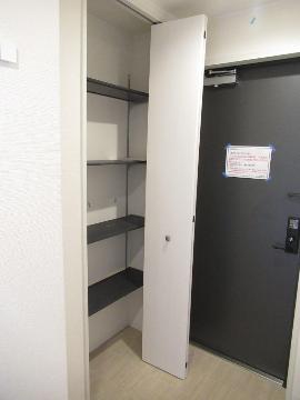 　玄関　玄関