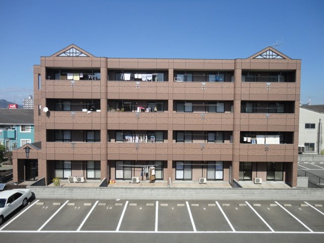 駐車場　外観写真（昼）