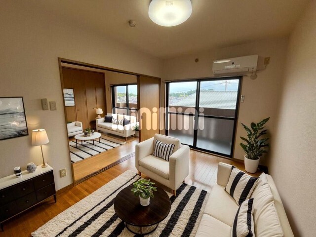 居室・リビング　※ＣＧで家具等を配置した物で、実際には家具等は含まれません。