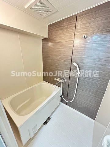 バス・シャワールーム　お風呂で日々の疲れを落としましょう