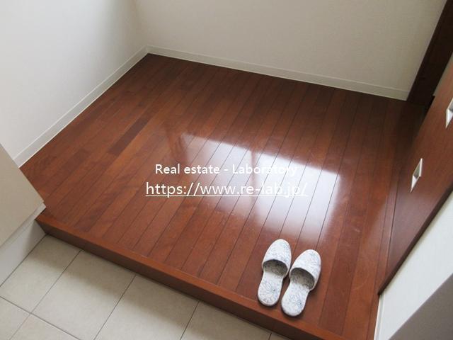 玄関　※参考として他のお部屋の写真