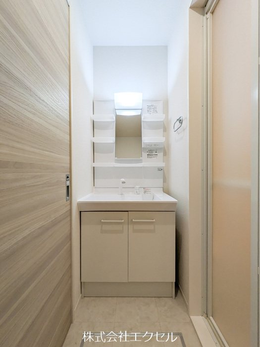 洗面設備　独立洗面台です。