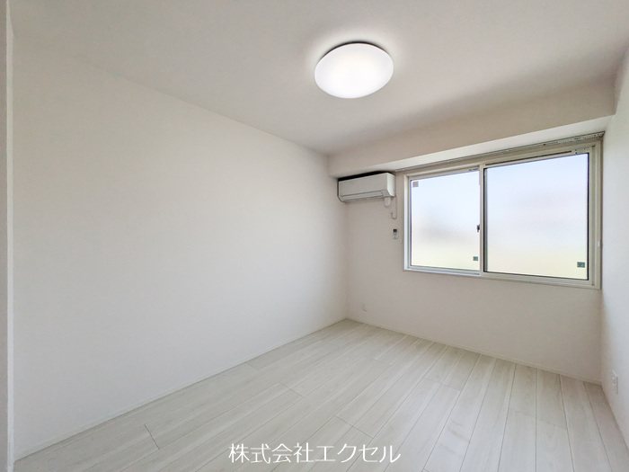 その他部屋・スペース　フローリングの室内です。