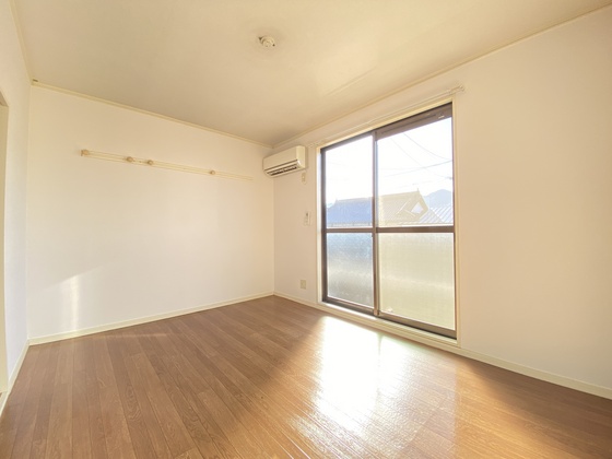 居室・リビング　※別の部屋の写真を使用しています