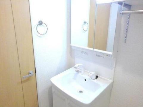 ブロスタ真砂　洗面設備　洗面化粧台