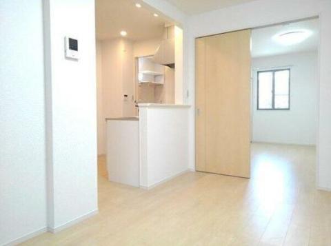 ブロスタ真砂　居室・リビング　リビング