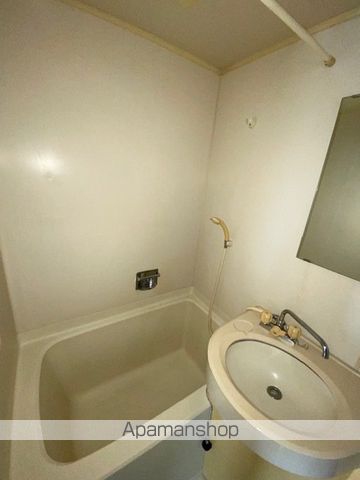 ＪＲ中央線 甲府駅 徒歩7分 3階建 築39年の風呂写真