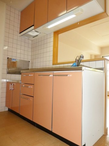 バス・シャワールーム　落ち着いた空間のお風呂です