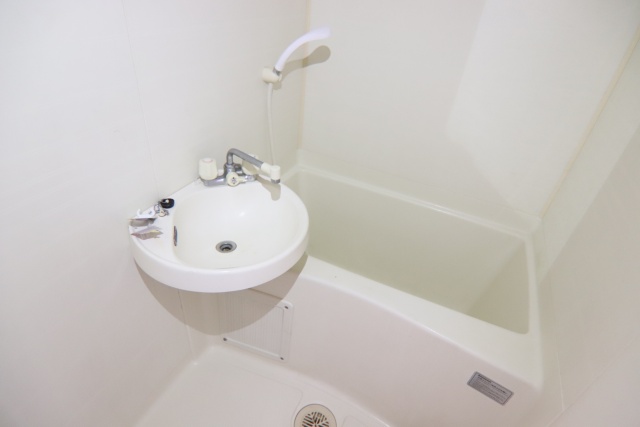 バス・シャワールーム　※別号室の参考写真です※