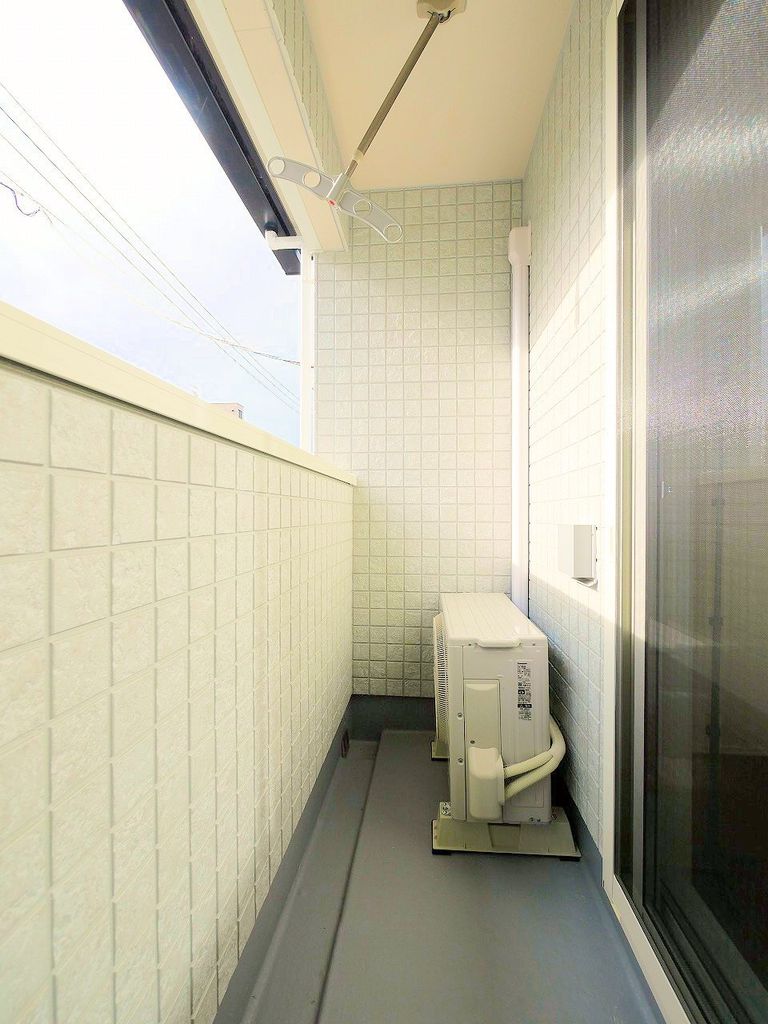 バルコニー　バルコニー