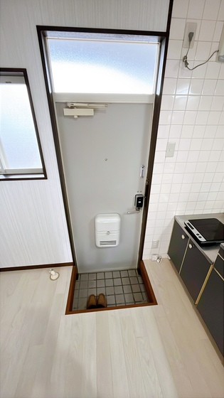 玄関　他号室のお写真です