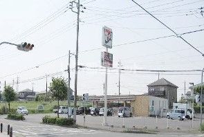 コンビニ　セブンイレブン（長山地区）（コンビニ）まで329m