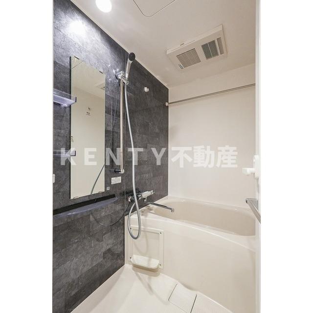 バス・シャワールーム　お風呂で日々の疲れを落としましょう