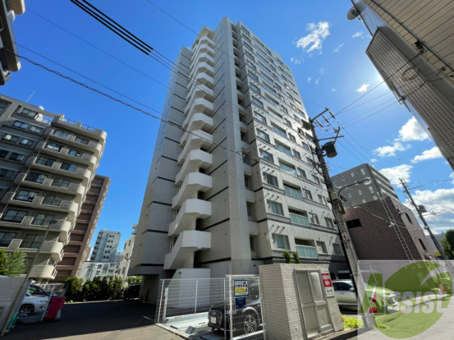 建物外観　札幌市中央区南１条西「グランカーサ裏参道」