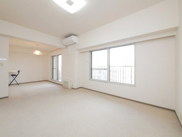 居室・リビング　☆広々とした間取り☆