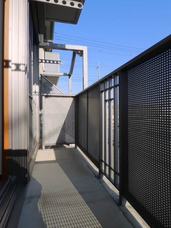 バルコニー　図面と現状に相違がある場合には現状を優先．．．