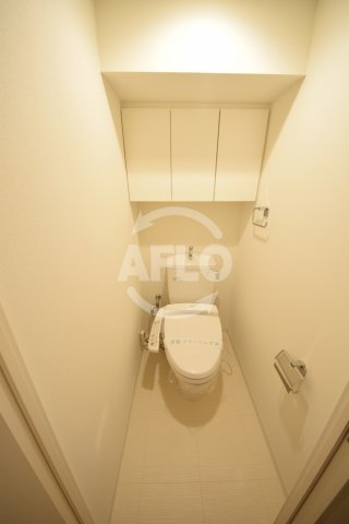 トイレ　ベルファース大阪新町　温水洗浄便座