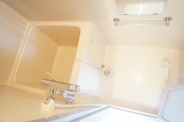 バス・シャワールーム　浴室