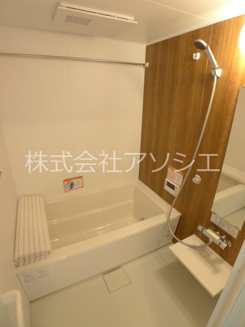 バス・シャワールーム　追い焚き機能・浴室換気乾燥機