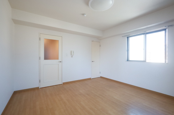 居室・リビング　※別部屋の写真です