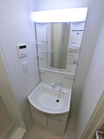 洗面設備　※仕様が異なる場合がございます