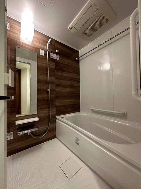 バス・シャワールーム