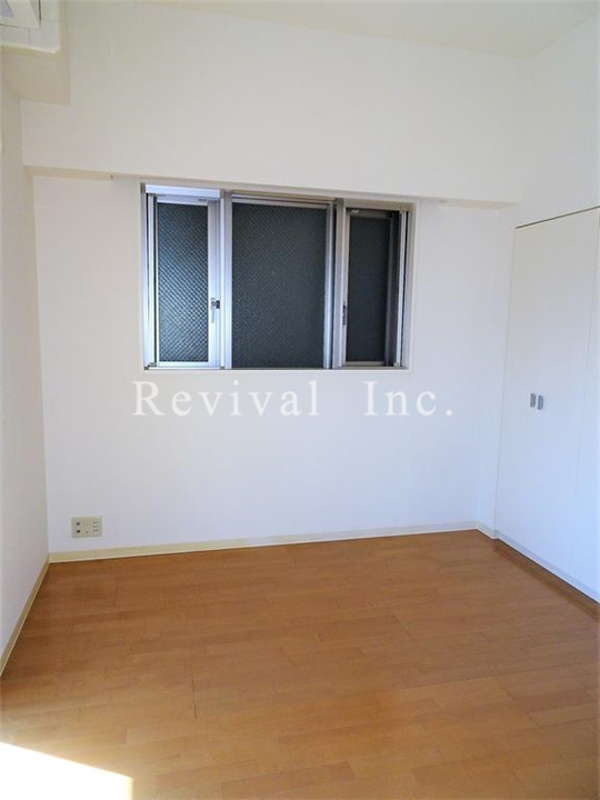 その他部屋・スペース　梁の少ない寝室でございます