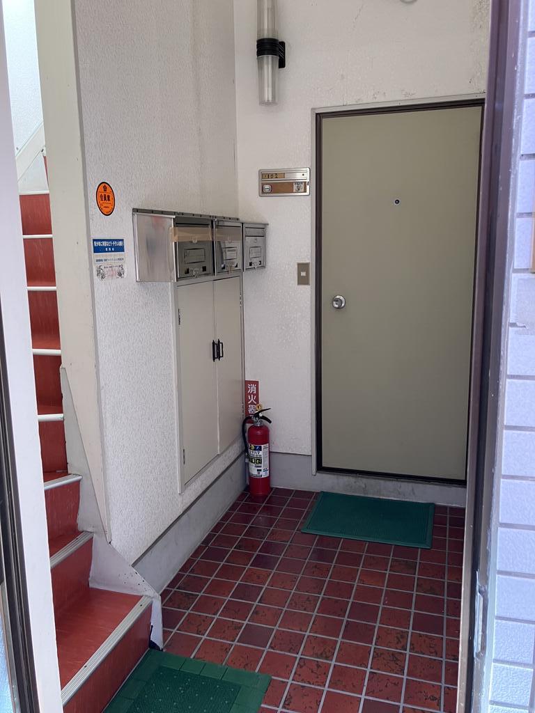 玄関　居室玄関
