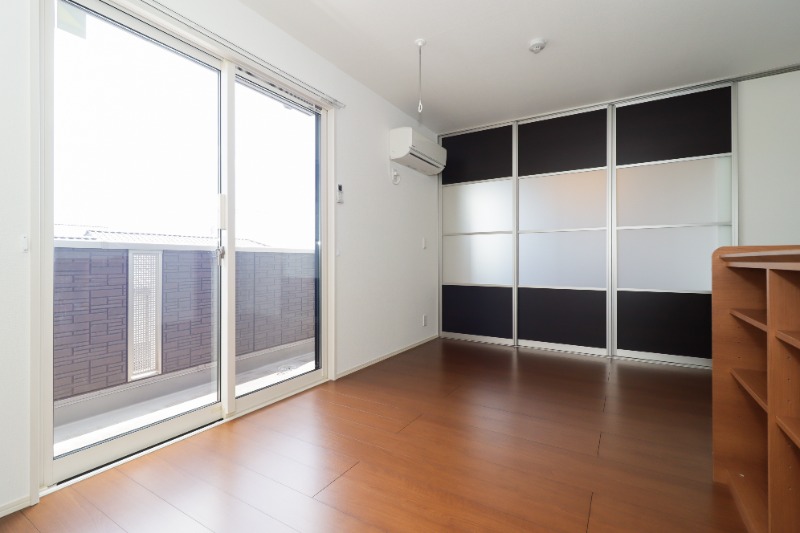 居室・リビング　図面と現状に相違がある場合には現状を優先