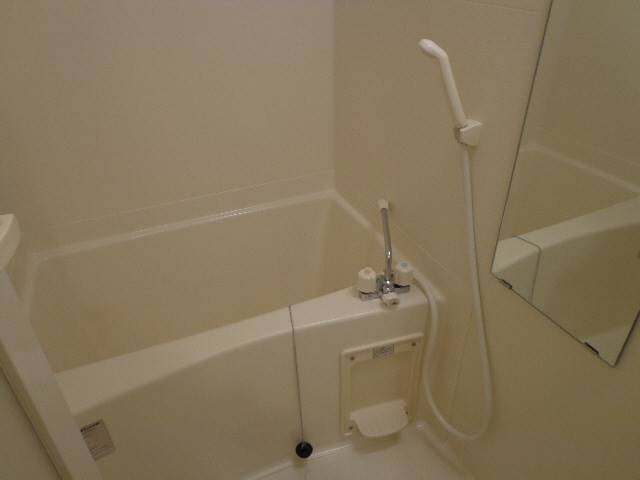 バス・シャワールーム　浴室