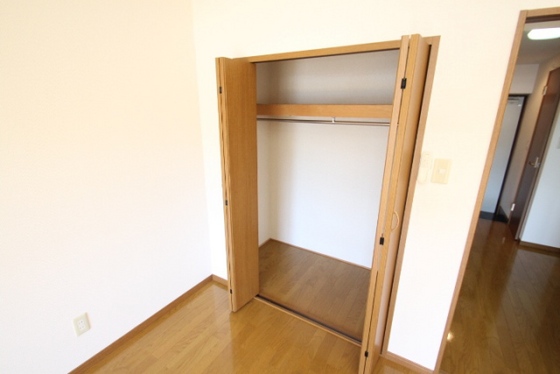 収納　※別部屋の写真です