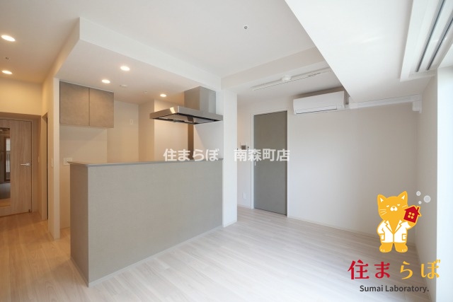 居室・リビング　「“合う暮らし”を、LINEで一緒に描こう。」