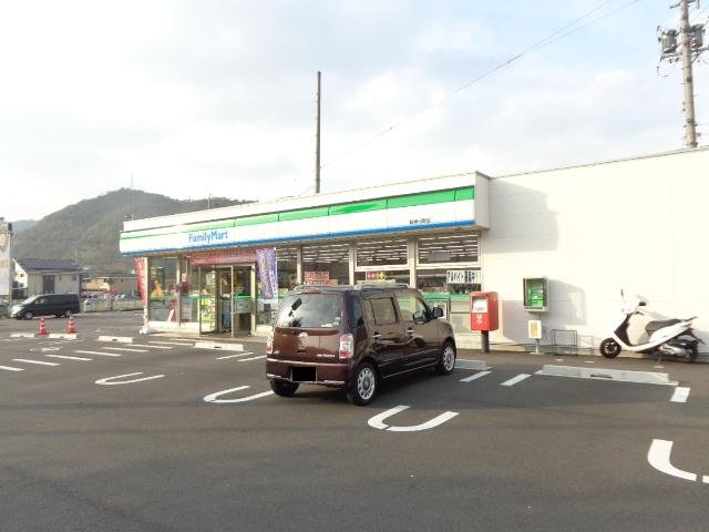 その他　ファミリーマート日野店（その他）まで513m